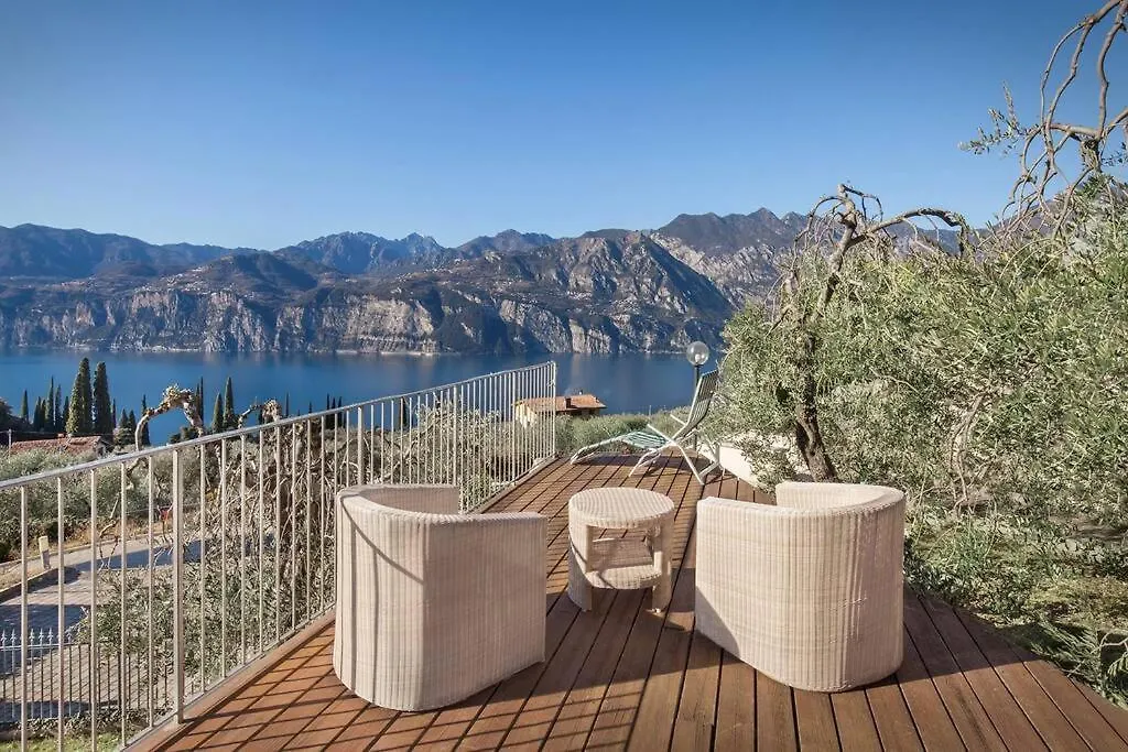 Villa Fuzzys - Un Antico Casale Ristrutturato Malcesine