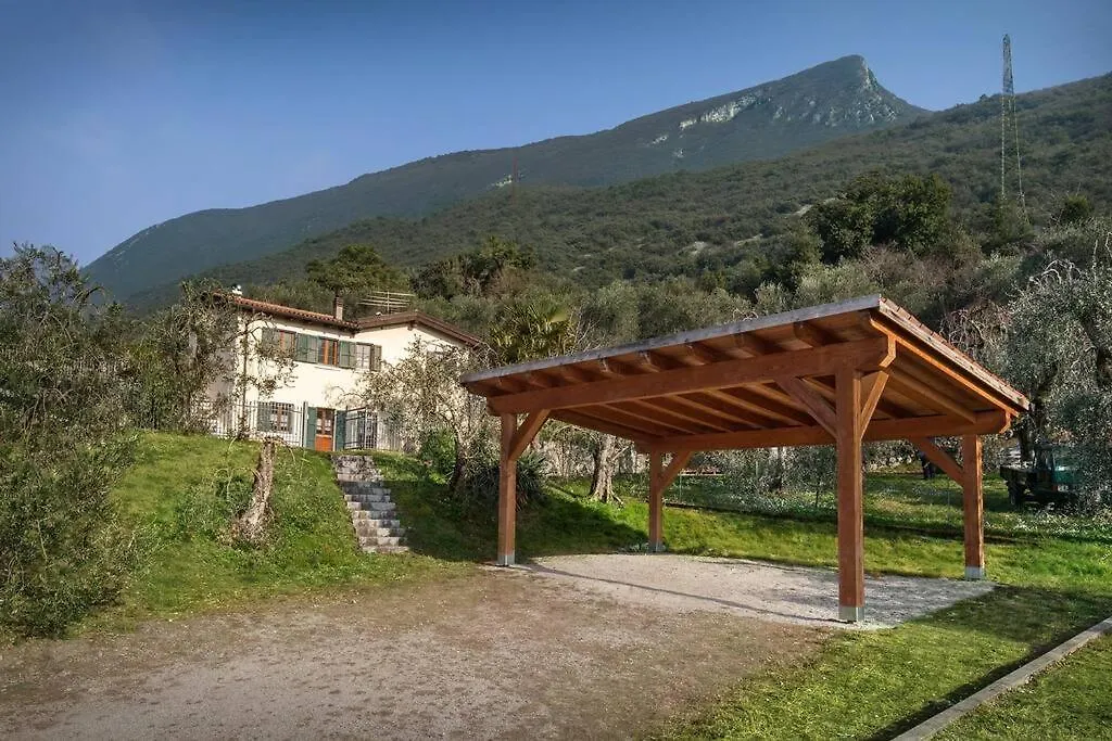 Villa Fuzzys - Un Antico Casale Ristrutturato Malcesine Italie