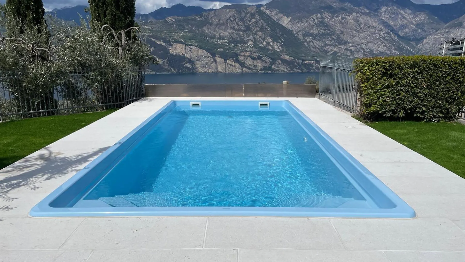 Villa Fuzzys - Un Antico Casale Ristrutturato Malcesine