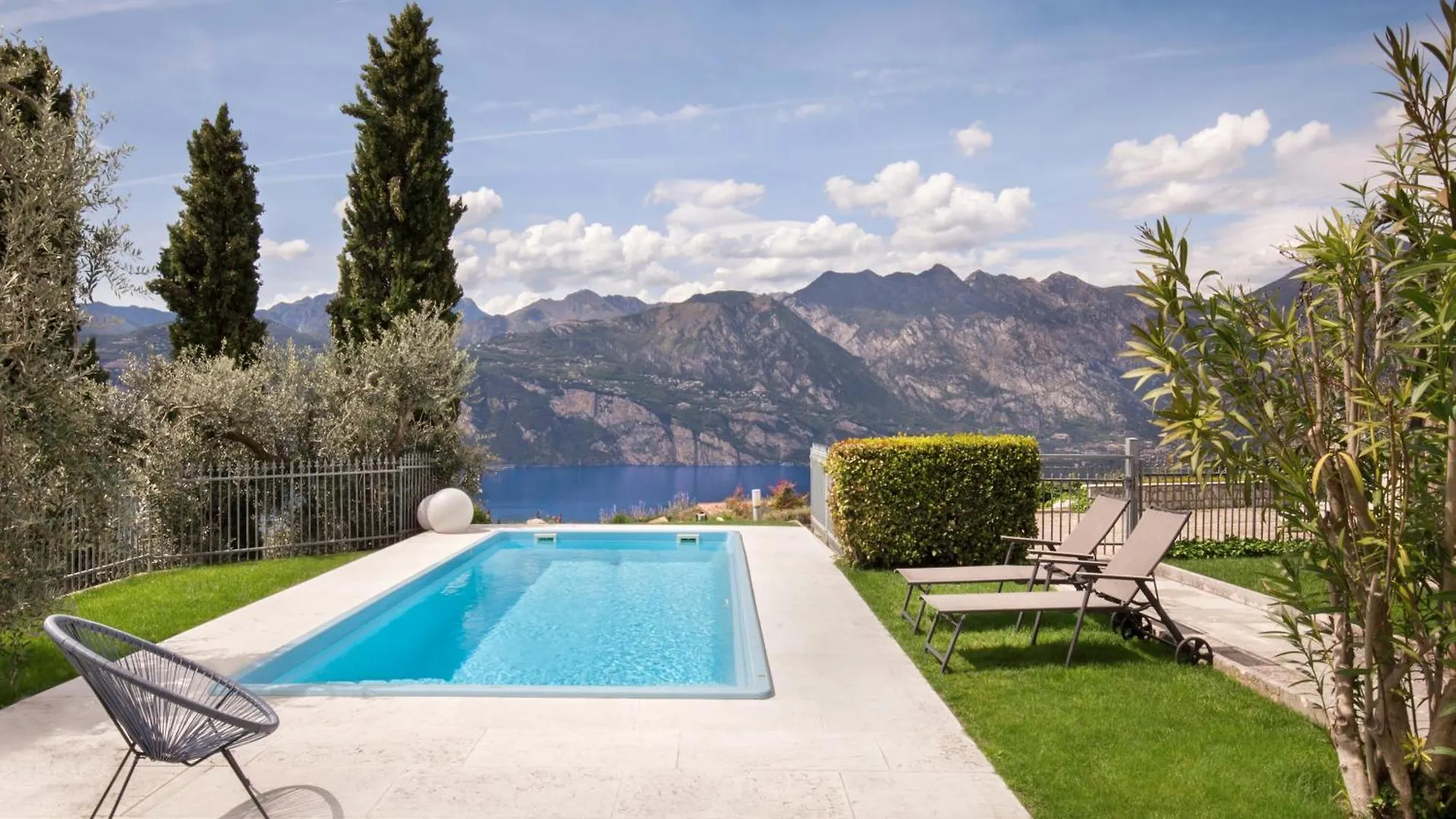 Villa Fuzzys - Un Antico Casale Ristrutturato Malcesine Italie